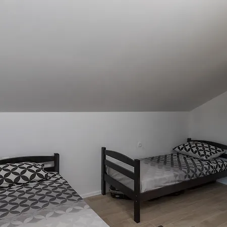 Hedonist Apartamento